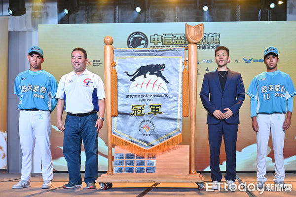 ▲▼運動部長李洋、棒協副理事長趙士強出席2025中信盃黑豹旗記者會。(圖/記者李毓康攝)