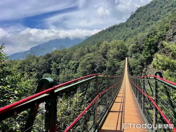 ▲為慶祝國慶日,奧萬大園區推出10月10日至12日全民入園10元優惠。(圖/林業保育署南投分署提供)