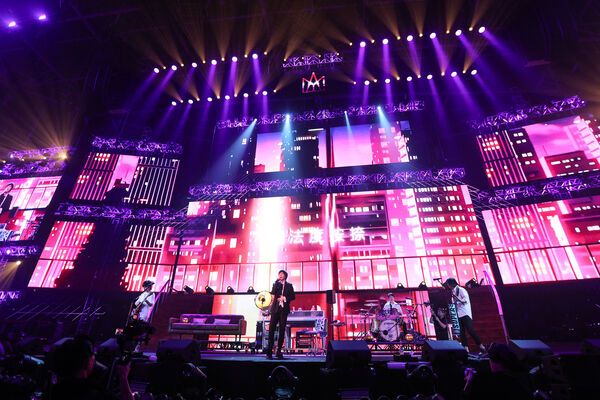 ▲▼ 五月天要大家嗨度打八折。(圖/相信音樂提供)