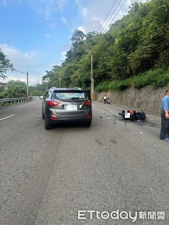 ▲▼獅潭鄉台三線108公里路段昨(5日)發生自小客車與普重機車車禍。(圖/記者楊永盛翻攝)