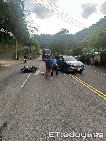 ▲▼獅潭鄉台三線108公里路段昨(5日)發生自小客車與普重機車車禍。(圖/記者楊永盛翻攝)