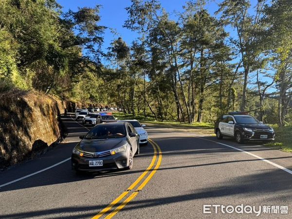▲▼南投台14甲車禍。(圖/翻攝「中橫路況交通資訊站」粉專)