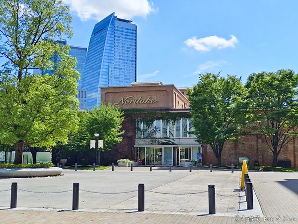 ▲▼名古屋武花園&則武之森,還有蔦屋書店超大書牆、吉卜力龍貓瓷器。(圖/部落客紫色微笑提供)