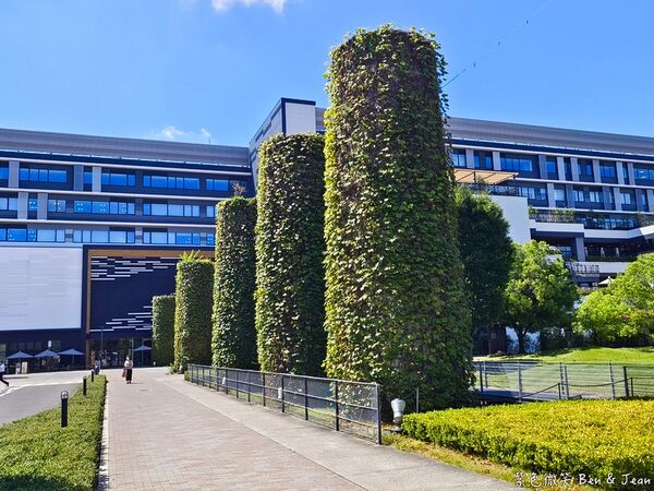 ▲▼名古屋武花園&則武之森,還有蔦屋書店超大書牆、吉卜力龍貓瓷器。(圖/部落客紫色微笑提供)