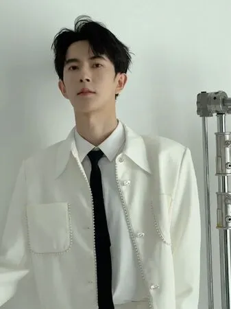 ▲▼于朦朧墜樓離世粉絲為其討公道發動連署活動,同時又有一女星呂佳容消失6年,現況引發大眾關注。(圖/翻攝自微博)