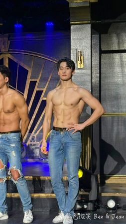 ▲▼Wild Wild 猛男帥身材好舞蹈精彩。(圖/部落客紫色微笑提供)