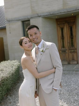 ▲▼胡定欣中秋節宣布結婚,老公是外科醫生。(圖/翻攝自IG)