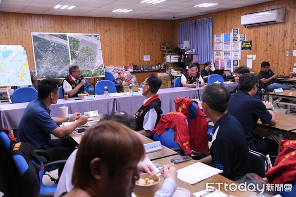 ▲6日晚間「第20次馬太鞍堰塞湖協調及處理工作會議」,宣布193線調整管制時段。(圖/花蓮縣政府提供,下同)