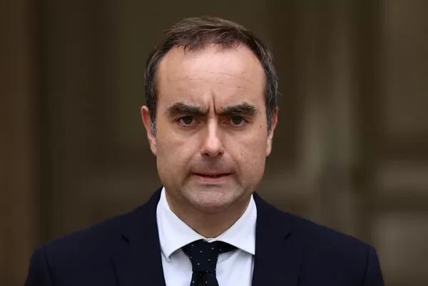 ▲▼ 法國總理勒克努(Sebastien Lecornu)辭職 。(圖/路透)