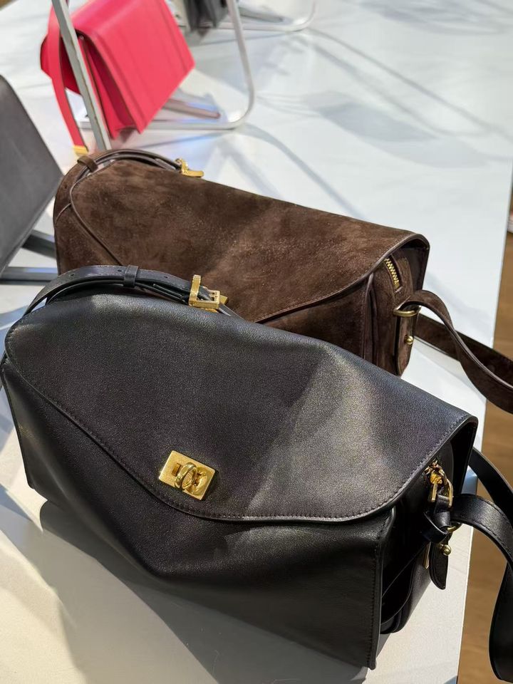 ▲▼ balenciaga。(圖/品牌提供)