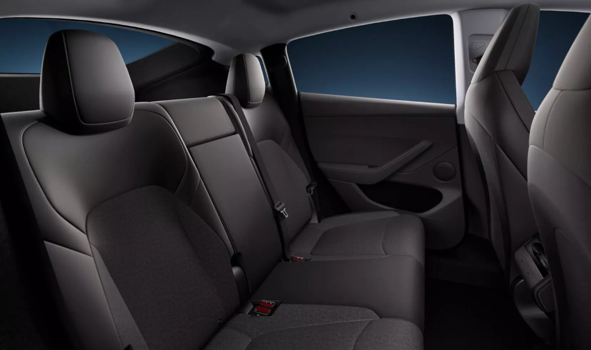 ▲特斯拉發表最入門、陽春的Model Y與Model 3!帶來更划算、競爭力的售價。(圖/翻攝自特斯拉)