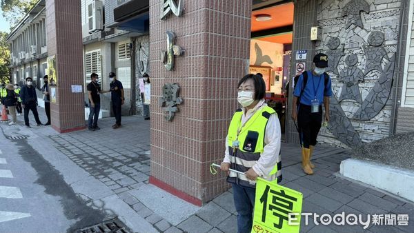 ▲▼光復災後復課首日,7校逾8成學生回歸校園 。(圖/花蓮縣政府提供,下同)