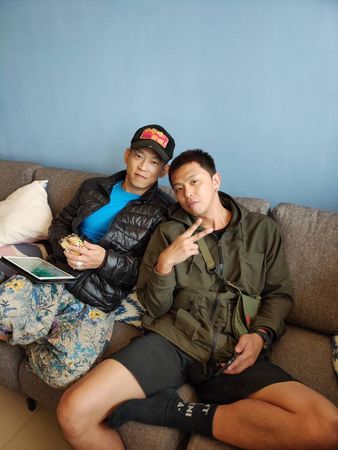 ▲▼顏正國、小鬼(黃鴻升)在《綜藝玩很大》同框。(圖/翻攝自臉書)