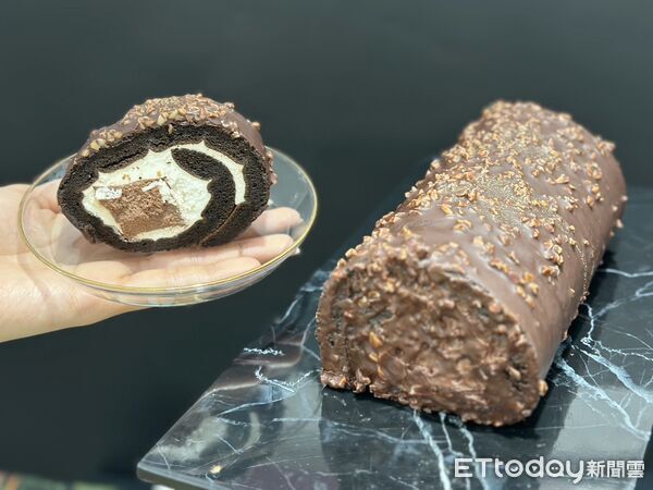 ▲▼亞尼克攜手比利時巧克力-貝可拉(Belcolade)推出全新「厄瓜多爾黑巧克力」系列甜點。(圖/記者蕭筠攝)