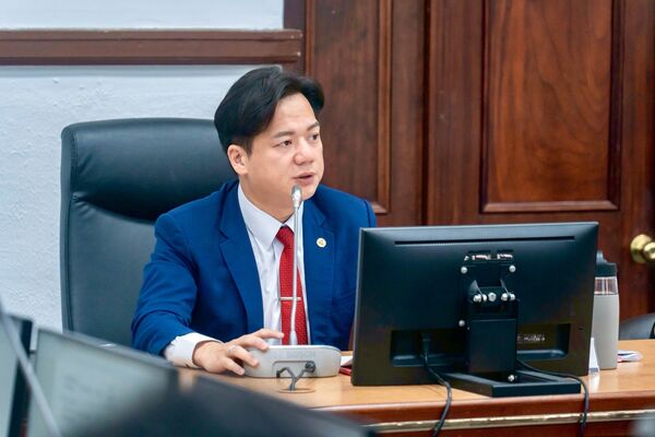 ▲邱臣遠表示,為回應對於刺激內需擴大市場需求,規劃此次消費金發放計畫。(圖/新竹市政府提供)