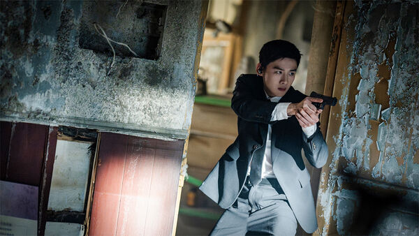 ▲《不眠日》由白敬亭主演。(圖/中天電視提供)