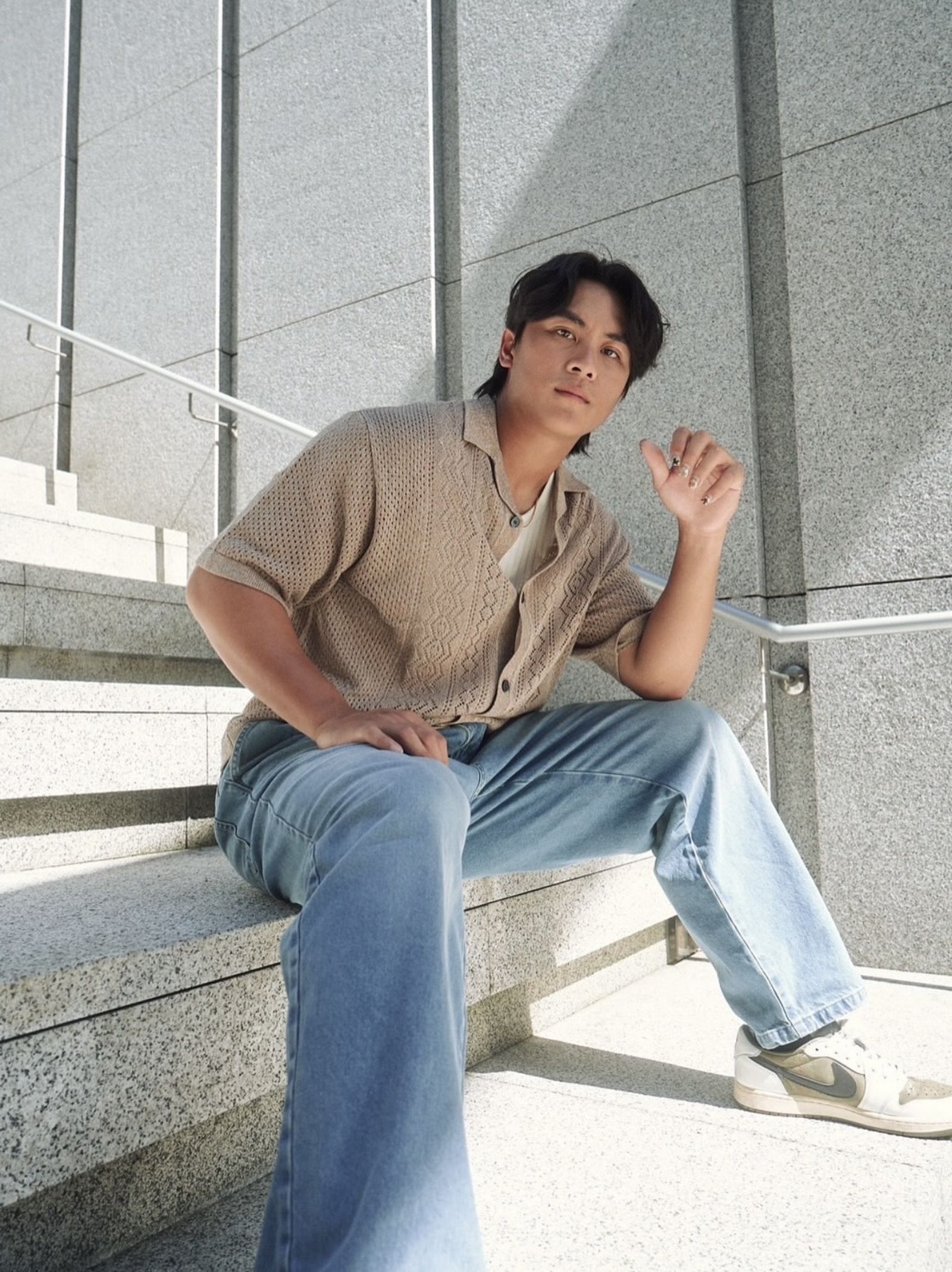 樂天桃猿投手呂詠臻憑帥氣外型,讓他人氣居高不下。(翻攝自呂詠臻IG)