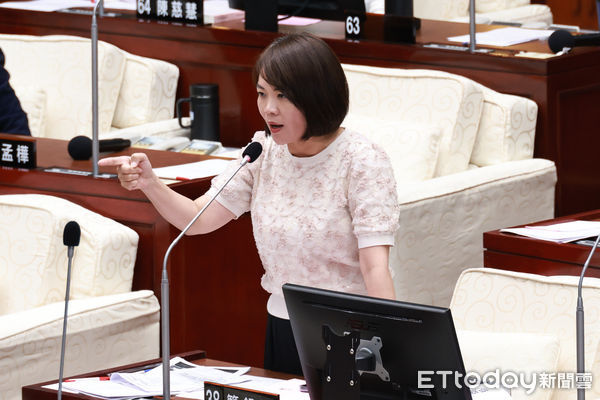 ▲▼ 蔣萬安施政報告與質詢及答覆-簡舒培。(圖/記者黃克翔攝)