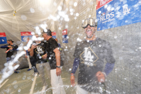 ▲道奇香檳派對。(圖/達志影像/美聯社)