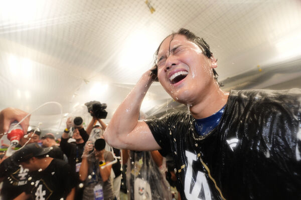 ▲道奇香檳派對。(圖/達志影像/美聯社)