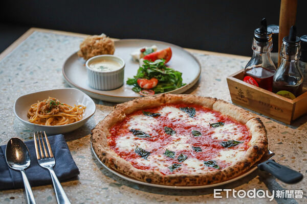 ▲▼越南峴港Pizza 4Ps。(圖/記者蔡玟君攝)