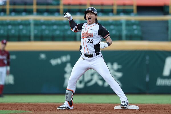 ▲統一獅陳傑憲、林佳緯、獅帝芬。(圖/統一獅提供)