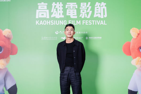 ▲《有用的鬼》導演林金偉與「泰國梁朝偉」男主角萬洛隆甘迦(Wanlop Rungkumjad)。(圖/高雄電影節提供)