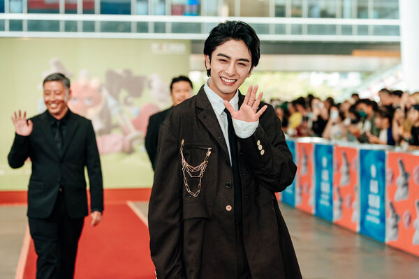 ▲2025「高雄電影節」紅毯:《魔女沒條件》演員新原泰佑。(圖/高雄電影節提供)