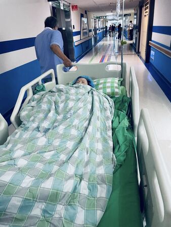 ▲▼唐從聖85歲母三進手術房 驚見40年前醫生再執刀。(圖/翻攝自Facebook/從從唐從聖)