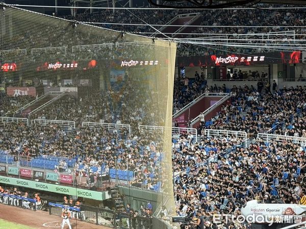 ▲猿獅挑戰賽G2滿場18000人破紀錄! 歷年最高。(圖/記者胡冠辰攝)