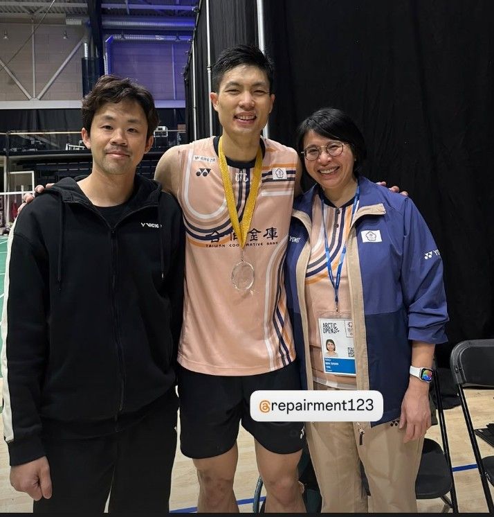 ▲▼周天成左腳水泡磨破血染襪子仍拚出冠軍,用意志力詮釋奧運精神。(圖/翻攝自IG/tienchenchou)