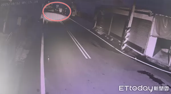 ▲▼屏東自撞車禍。(圖/記者陳崑福翻攝)