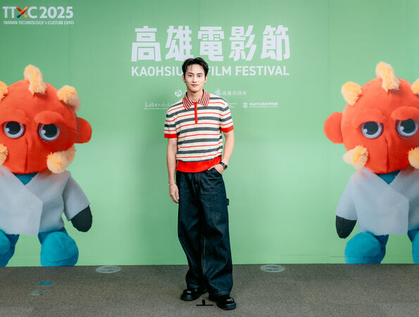 ▲《人浮於愛》原著侯文詠、導演徐輔軍、製作人柯俋森與演員邵雨薇、范少勳。(圖/高雄電影節提供)