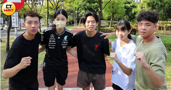 全運會即將在雲林開打,新北跆拳代表隊卻出現教練爭議,讓選手們連署陳情。(圖/周志龍攝)