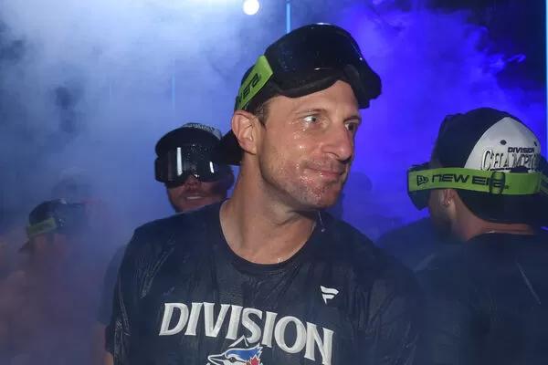 ▲藍鳥輪值大陣仗!耶薩維奇、畢伯鎮守G2-G3 薛茲爾或將迎G4先發。(圖/路透)