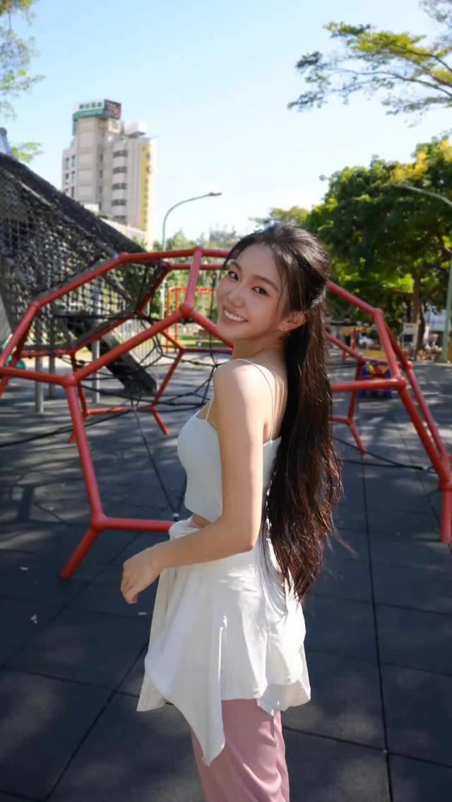 ▲▼家寧新片觀看跌破5位數被抓包「私帳自問自答」。(圖/翻攝自Instagram/chianing_baby)