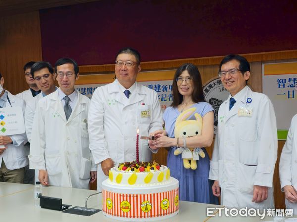 台大醫院10/13記者會。(圖/台大醫院提供)