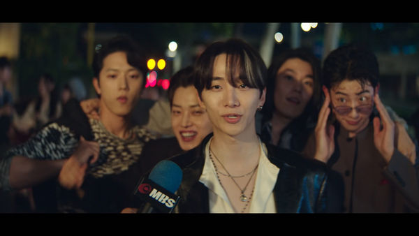 ▲▼每晚幫爸爸刷皮鞋!2PM李俊昊父驟逝 《颱風商社》最後一幕太催淚(圖/翻攝自Netflix)