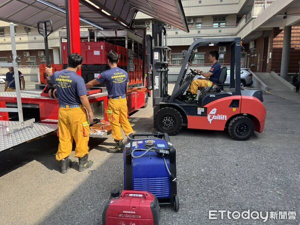 ▲▼ 愛不停歇!嘉義縣特種搜救隊集結隊伍持續前往花蓮協助搜救 。(圖/嘉義縣消防局提供)