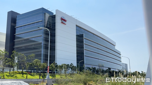 ▲▼高雄,楠梓產業園區,台積電,F22廠,12吋2奈米晶圓。(圖/記者姜國輝攝)