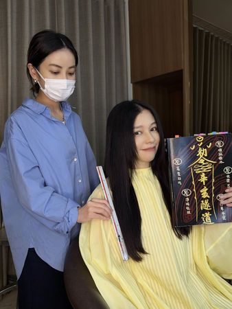 ▲《辛亥隧道》徐若瑄為電影剪去30公分長髮。(圖/華映提供)