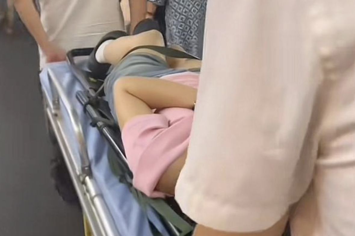 ▲廣東一名女孩在江西吃雞腳辣到呼吸性鹼中毒送醫。(圖/翻攝瀟湘晨報)