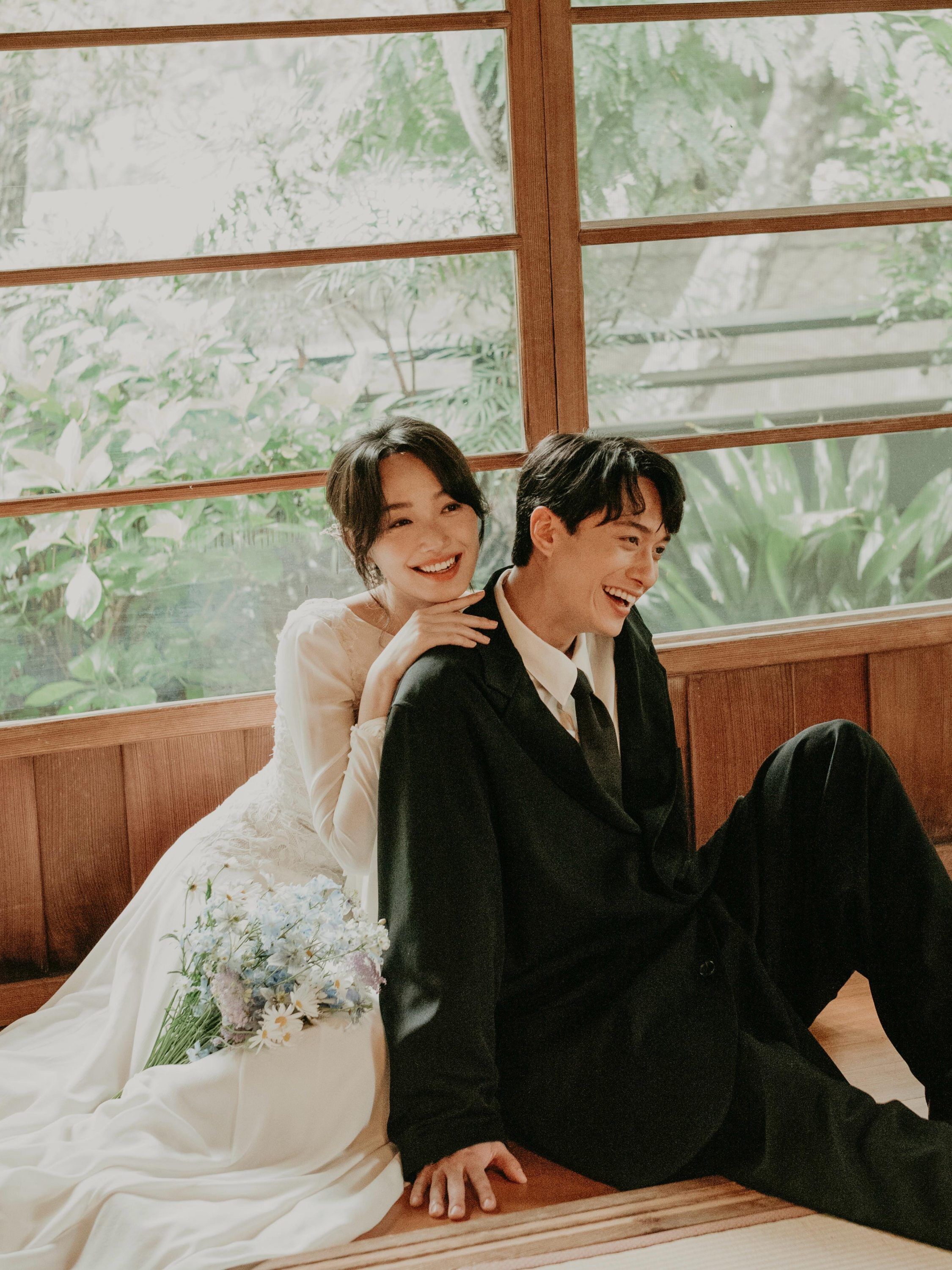 ▲劉俊謙、蔡思韵於日本低調完婚。(圖/MOM production limited提供)