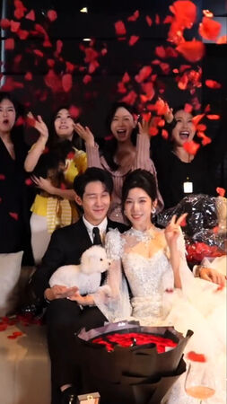 ▲▼短劇女神林琦婷點頭答應求婚。(圖/翻攝自微博)