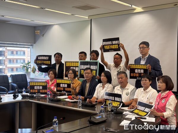 ▲豐原高中輕生案!惡師霸凌懲處竟歸零成「全國首例」 中市府挨轟狀況外。(圖/人本基金會提供)