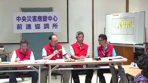 ▲季連成針對縣政府人員退出群組一事直言「重新加入就好了」。(圖/翻攝自Facebook/中華民國行政院)