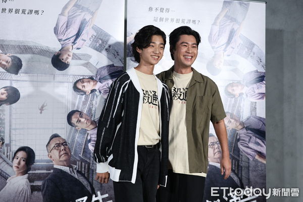 ▲白潤音、黃迪揚出席《自殺通告》聯訪。(圖/記者林敬旻攝)