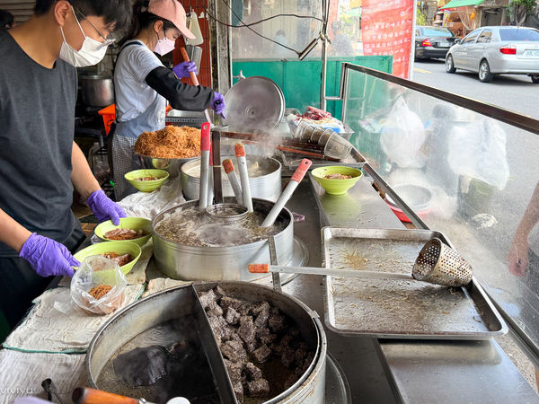 ▲▼雲林斗南40年老字號「圓環當歸鴨」!在地人激推溫潤藥膳當歸鴨麵線。(圖/部落客VIVIYU提供)