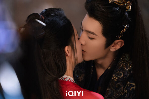 ▲《一笑隨歌》由陳哲遠、李沁主演。(圖/iQIYI提供)