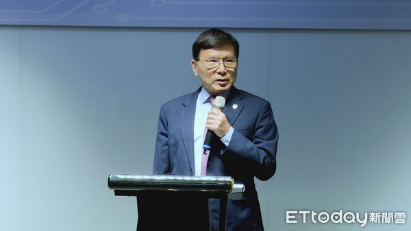 ▲數位金融滿意度86%!集保結算所調查指引未來發展路徑▼ 。(圖/記者鄭遠龍攝)